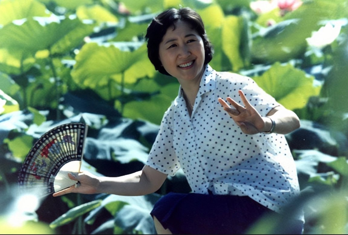 张茵