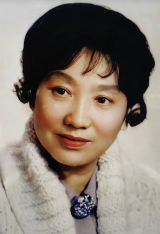 张云霞