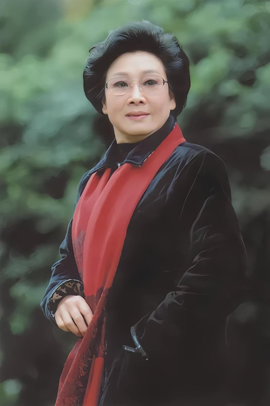 尹小芳