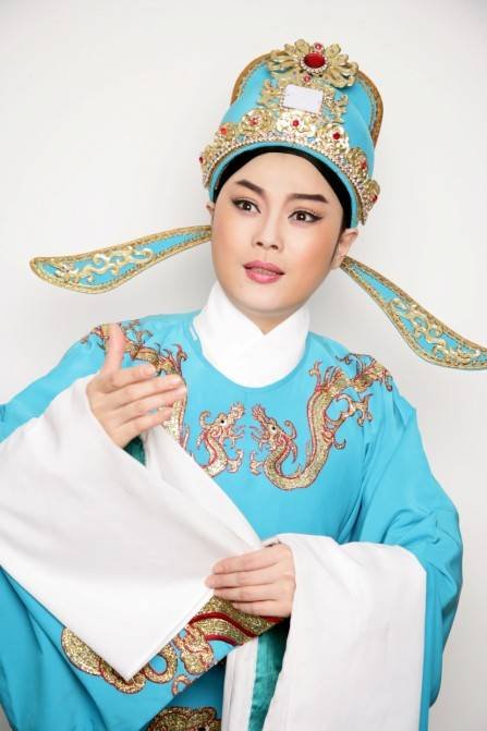 乐彩珍