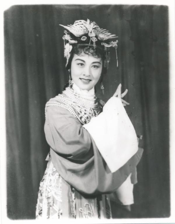 唐月瑛