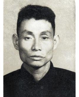 黄炳文