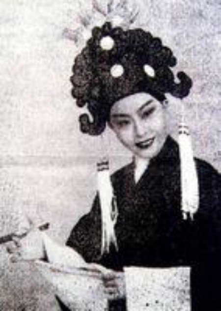陈佩君