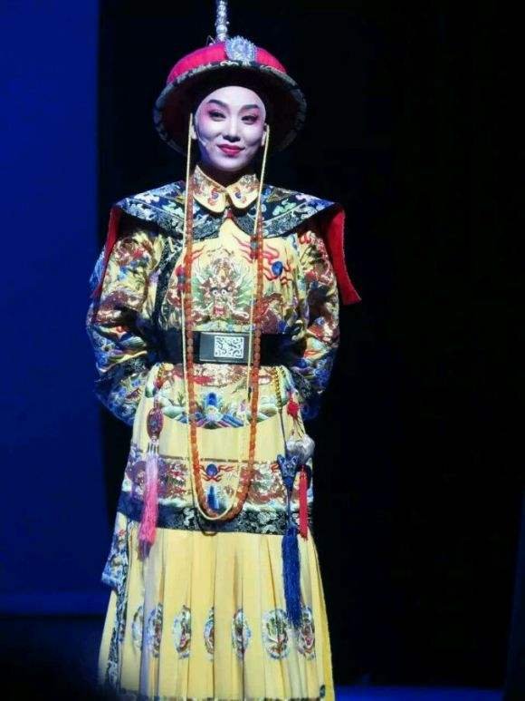 裘婷羽