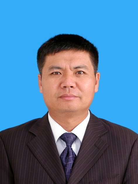 王立新